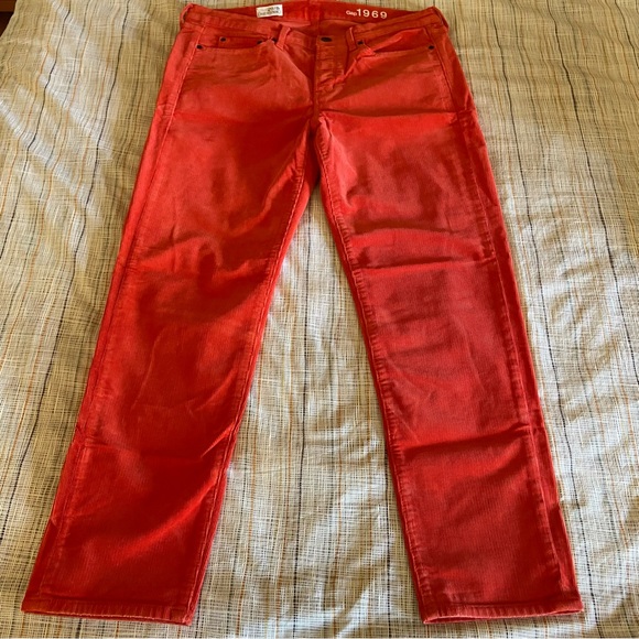 Red corduroy Sexy Boyfriend style Gap pants - Picture 2 of 6